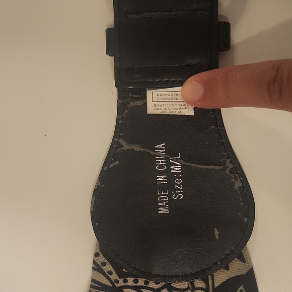 ISO belt that is cotton and has leather like this one. - Picture 4 of 7